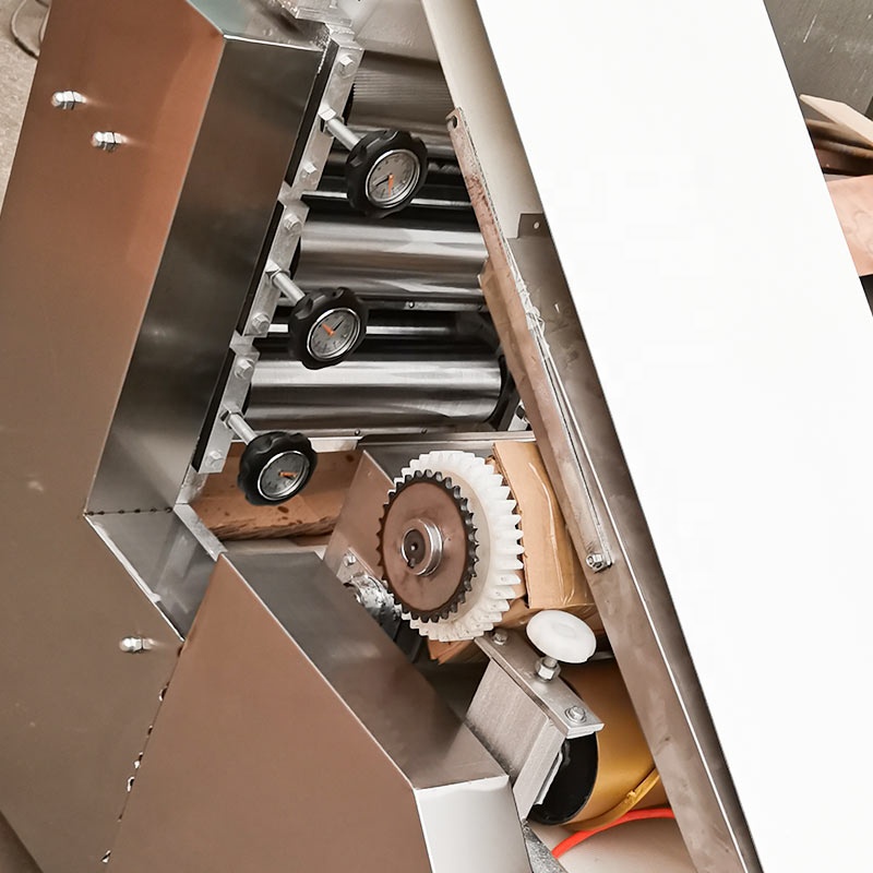 Automatic Big Dumpling Dough   - Spring Roll Wrapper recensie en prijs